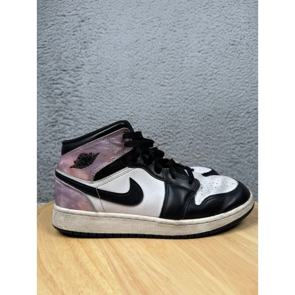 Nike Air Jordan 1 Mid SE Bleached Coral DM6216-001 Zen Master‎ Size 7Y/ 8.5W